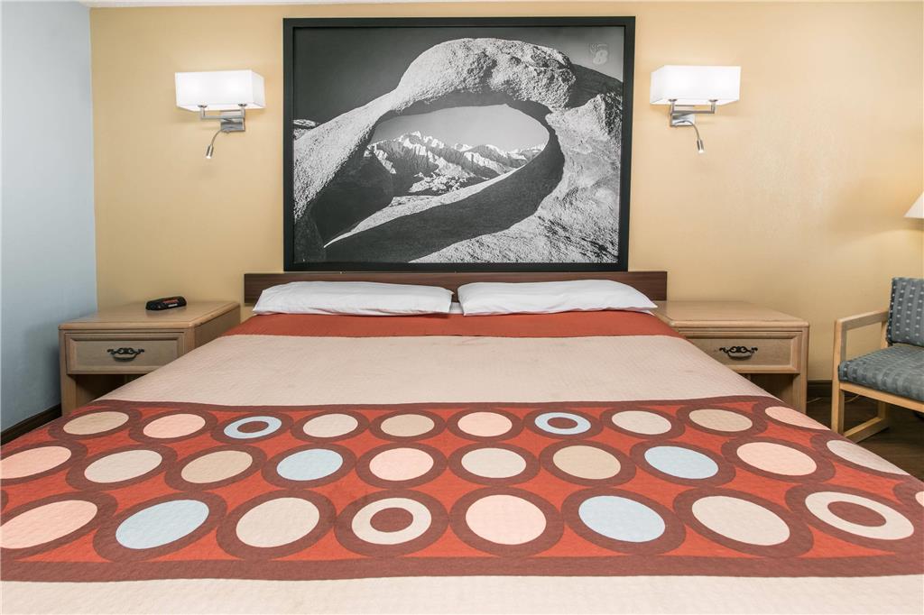 Motel Super 8 By Wyndham Bishop Habitación foto